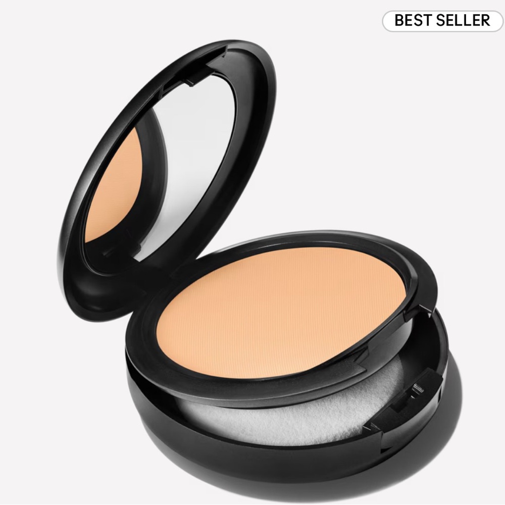 MAC - C4 Foundation 12-hour, medium-2-full coverage, and controls oil/sh… - Picture 2 of 5